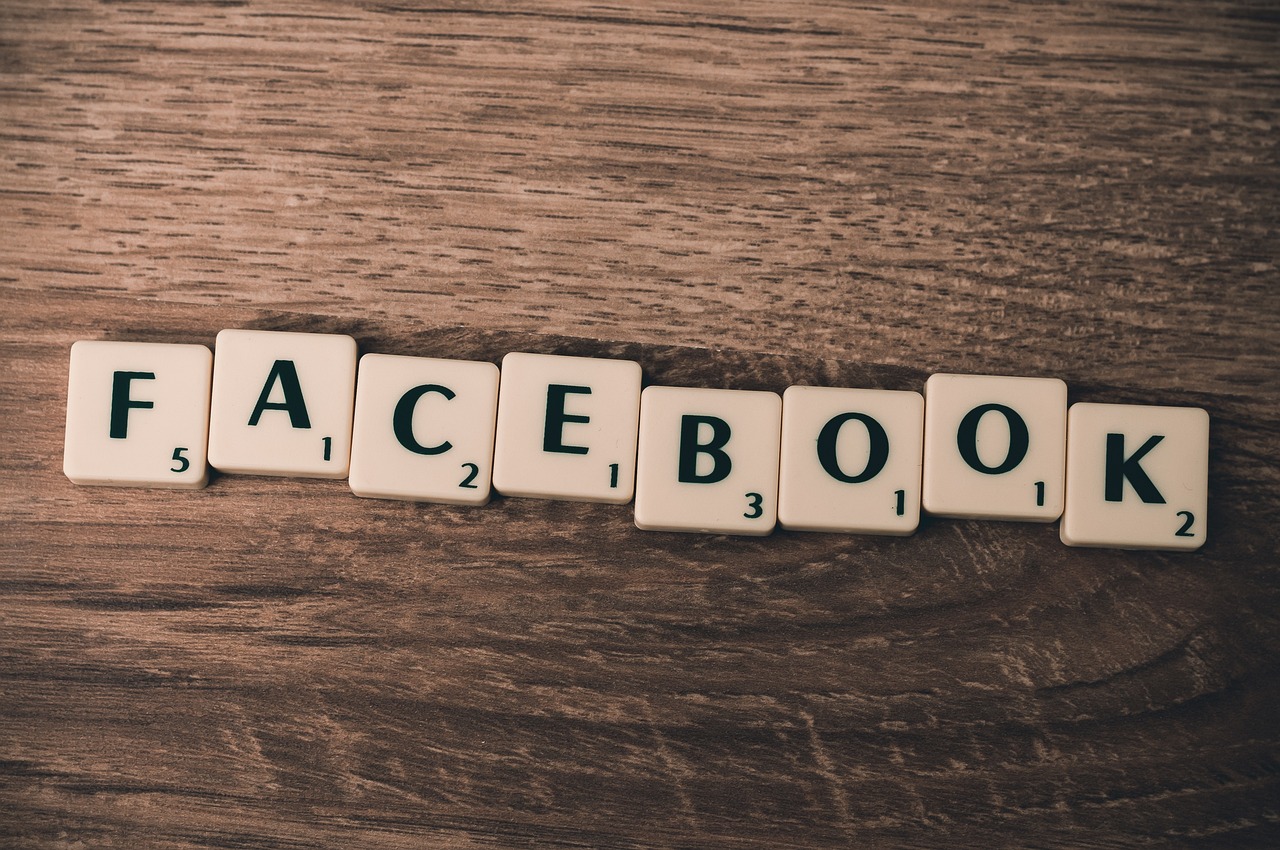 دليلك الشامل لاختيار أفضل منصة رقمية لعملك